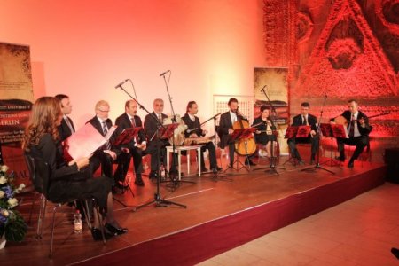 Itri Berlin'de anıldı, Bergama Müzesi'nde tekbirler yankılandı