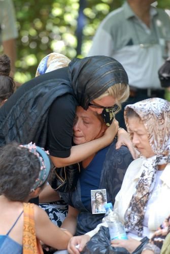 İtü'lü Başarılı Genç Gözyaşlarıyla Uğurlandı