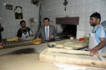 İyi ekmek pişiren Batman Valisi, fırıncıdan birlikte çalışma teklifi aldı