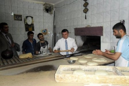 İyi ekmek pişiren Batman Valisi, fırıncıdan birlikte çalışma teklifi aldı