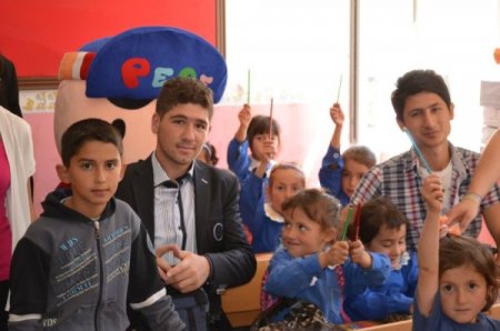 İyilik Elçileri, yüz güldürmeye devam ediyor