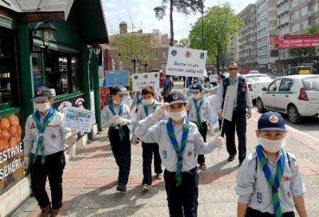 İzciler: Sen korursan çevre de seni korur