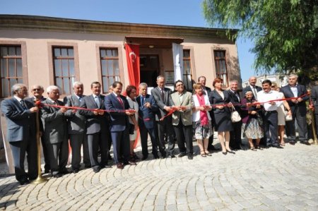 İzmir Basın Müzesi açıldı