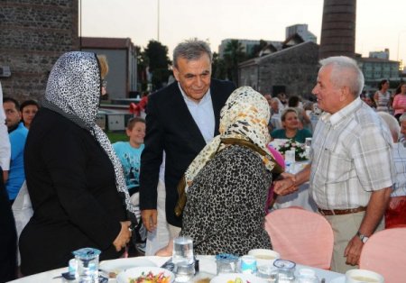 İzmir Büyükşehir Belediye Başkanı Kocaoğlu: Bu Kanı Durdurun