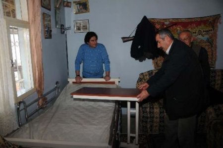 İzmir Büyükşehir Belediyesi Bu Ay 14 Hasta Karyolası Dağıttı