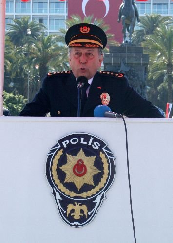 İzmir Emniyet Müdürü Yılmaz: Sosyal Sorumluluk Projelerine Önem Veriyoruz