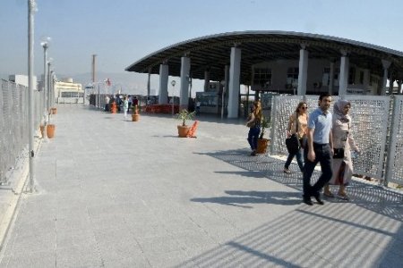 İzmir Halkapınar’da yeni yaya köprüsü devreye girdi