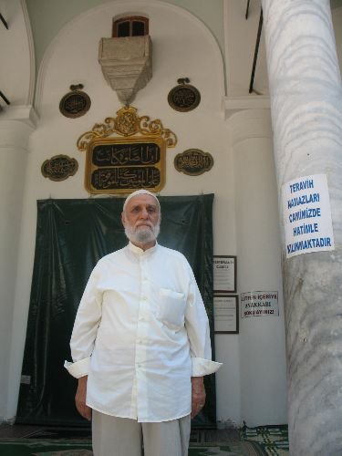 İzmir İl Müftülüğü Bu Sene Hatimle Teravih Kılınacak Camileri Belirledi