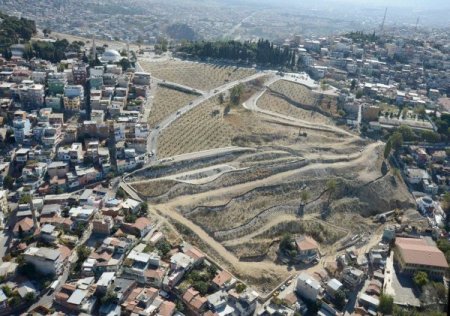 İzmir Kadifekale'de şehir dönüşümü için bin 1926 bina yıkıldı