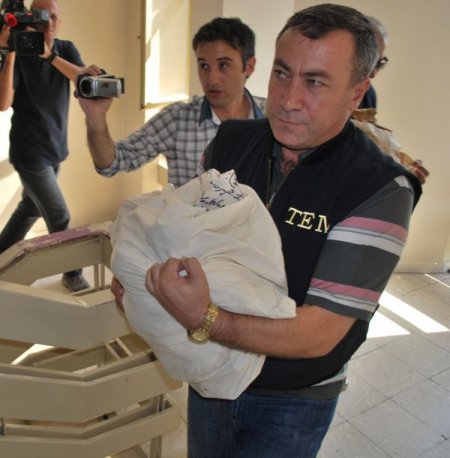 İzmir polisi Antalya'da olası bir faciayı önledi