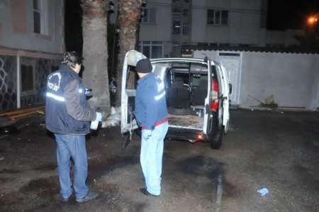 İzmir polisinden bir taşla iki kuş