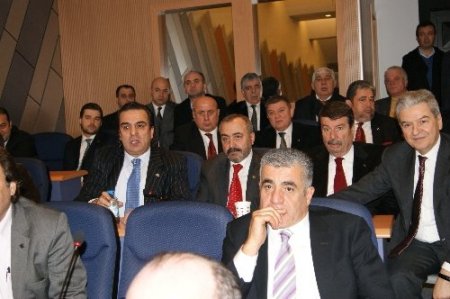 İzmir Ticaret Odası'nda 'Kordon' Krizi Yaşandı