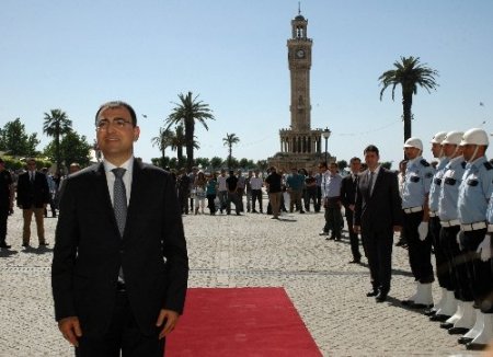 İzmir Valisi Toprak: Öncelikli gündemimiz EXPO