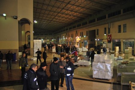 İzmir'de 1 Eylül'den beri 3,5 tona yakın kaçak avlanan balık yakalandı