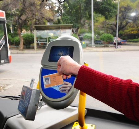 İzmir'de 60 Yaş Kartı vizesi için son hafta