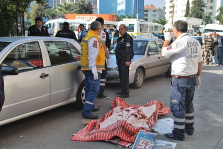 İzmir'de bayram sabahı cinayet