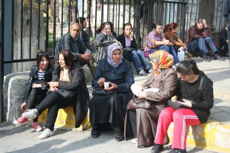 İzmir'de De Ygs Telaşı Yaşandı