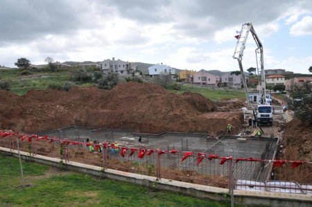 İzmir'de Güzelbahçe Anadolu Fen Lisesi'nin temeli atıldı