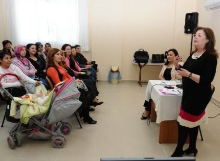 İzmir'de 'Hangimiz Öfkeliyiz?' semineri düzenlendi