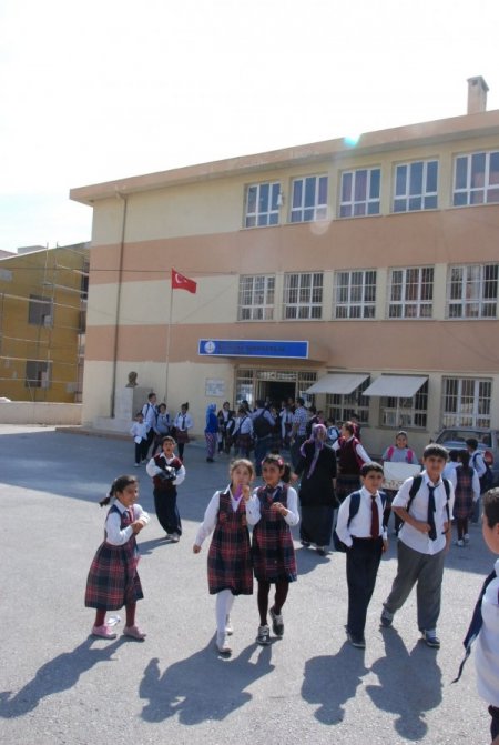 İzmir'de ikinci öğretmen cinayeti son anda önlendi