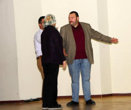 İzmir'de kadınlar şiddete karşı yürüdü