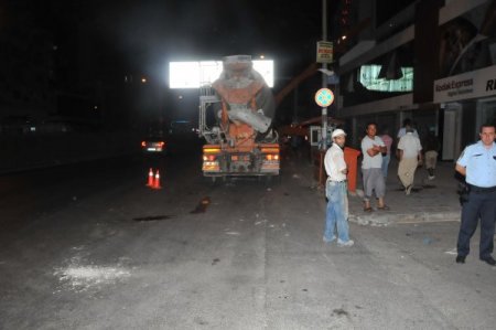 İzmir'de Kaza: 1 Ağır Yaralı