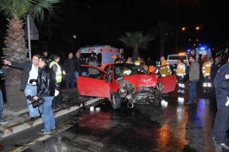 İzmir'de kaza: 4 yaralı