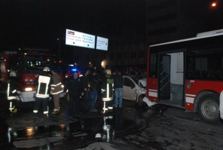 İzmir'de kaza: 5 yaralı