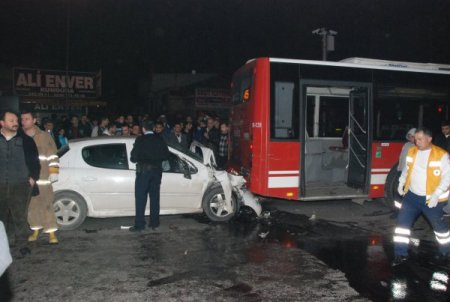 İzmir'de kaza: 5 yaralı