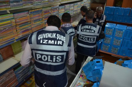 İzmir'de korsan kitaba geçit yok