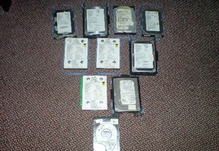 İzmir’de kumar evlerine baskın