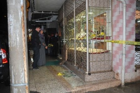 İzmir'de kuyumcu soygunu