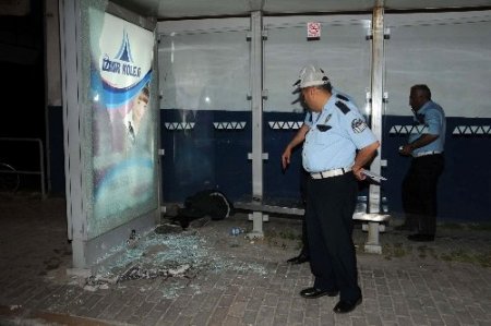 İzmir'de motosiklet kazası: 1 ölü 1 yaralı