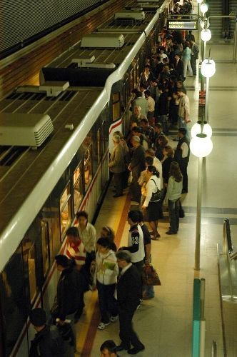 İzmir'de Ramazan Bayramı'nda Ulaşım Yüzde 50 İndirimli Olacak