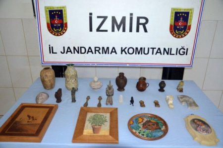 İzmir'de tarihi eser operasyonu