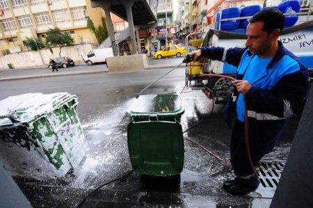 İzmir’de temizlik seferberliği başlatıldı