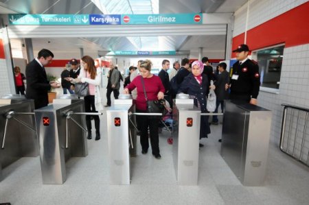 İzmir'de toplu ulaşımla taşınan yolcu sayısı 1,5 milyonu aştı