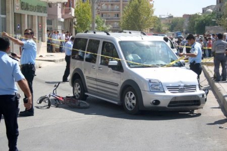 İzmir'de trafik kazası: Bisikletli çocuk öldü, arkadaşı ağır yaralandı