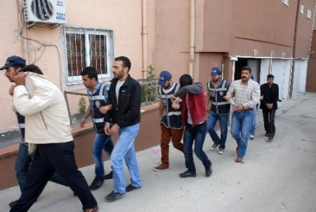 İzmir’de uyuşturucu satıcılarına büyük darbe