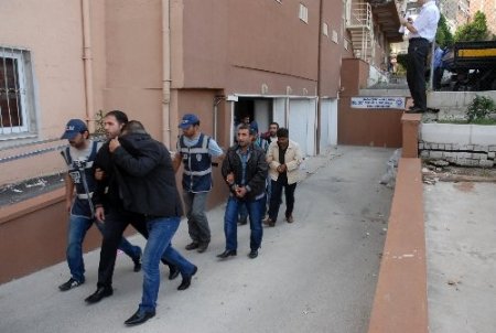 İzmir’de uyuşturucu satıcılarına büyük darbe