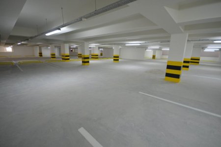 İzmir'deki Hatay Pazaryeri Katlı Otoparkı yakında açılacak