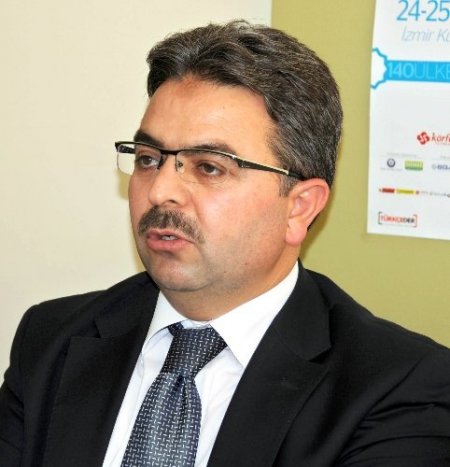 İzmir'deki Kültür Şöleni için Manisa'dan her gün 300 otobüs kaldırılacak