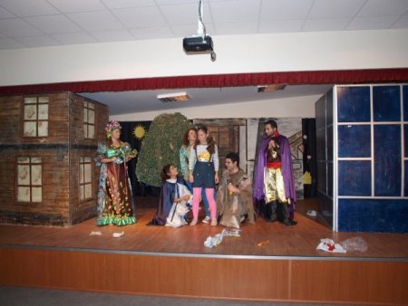 İzmirgaz çevre bilincini tiyatroyla aşılıyor