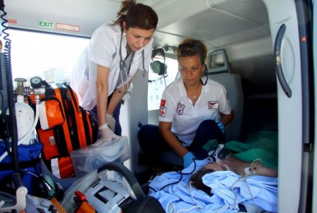 İzmir'in Ambulans Helikopterinden İlk Uluslararası Operasyon
