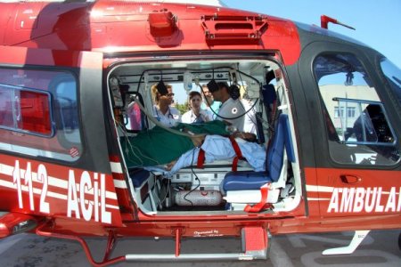 İzmir'in Ambulans Helikopterinden İlk Uluslararası Operasyon