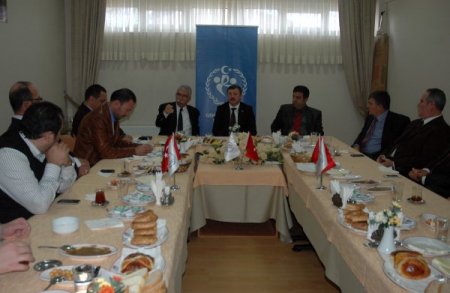 İzmir’in kulüp başkanları buluştu