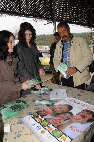 İzmir'in Yarımada Bölgesinde Organik Tohum Dağıtımına Başlandı