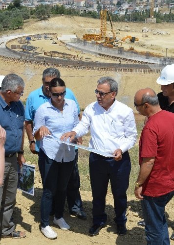 İzmir’in yeni fuarına 'Başkan markajı'