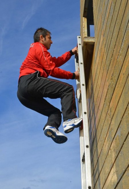 İzmirli itfaiyeciler Türkiye rekoru kırdı