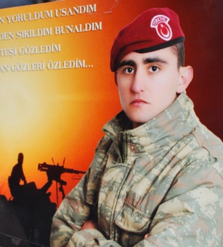 İzmirli şehitlerden Vural, üç gün önce ailesinin yanındaymış